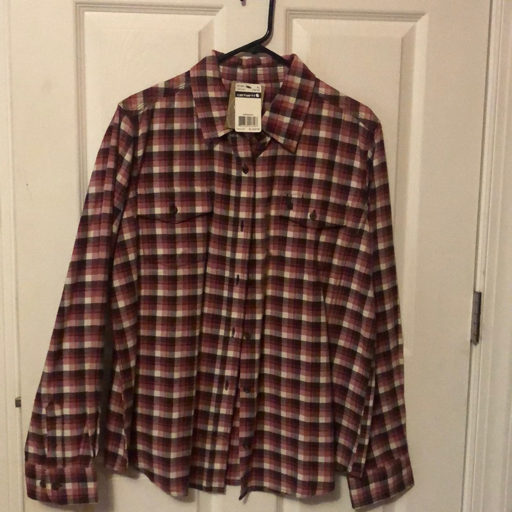 Women’s Carhartt flannel shirt